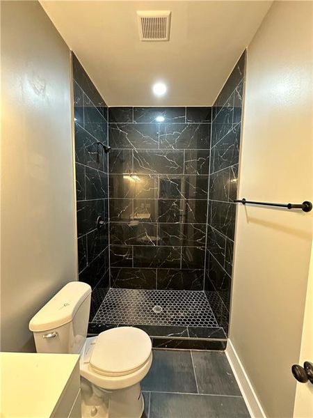 Furnished interior view inside a new home in , Atlanta (Image 11).