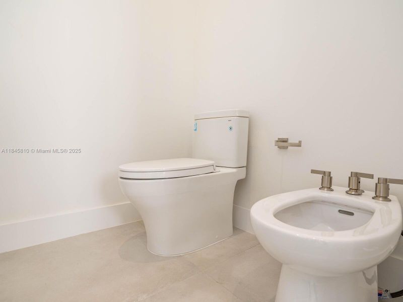 Image 78 of a home in .