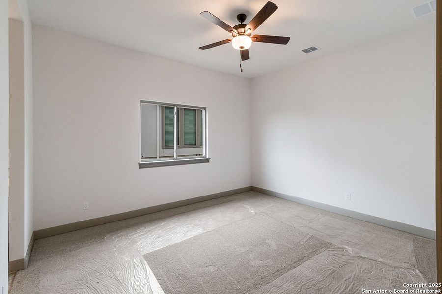 Spacious, unfurnished interior of a new home in Johnson Ranch, Bulverde (Image 22). Spacious, unfurnished interior of a new home in Johnson Ranch, Bulverde (Image 22).