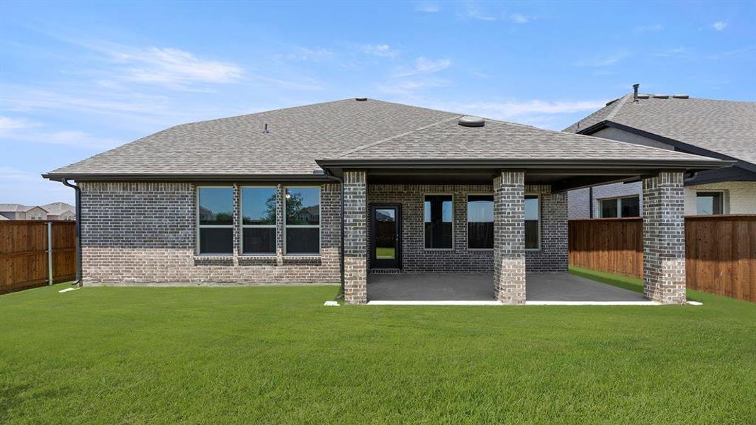 26. 1315 Burgess - Back