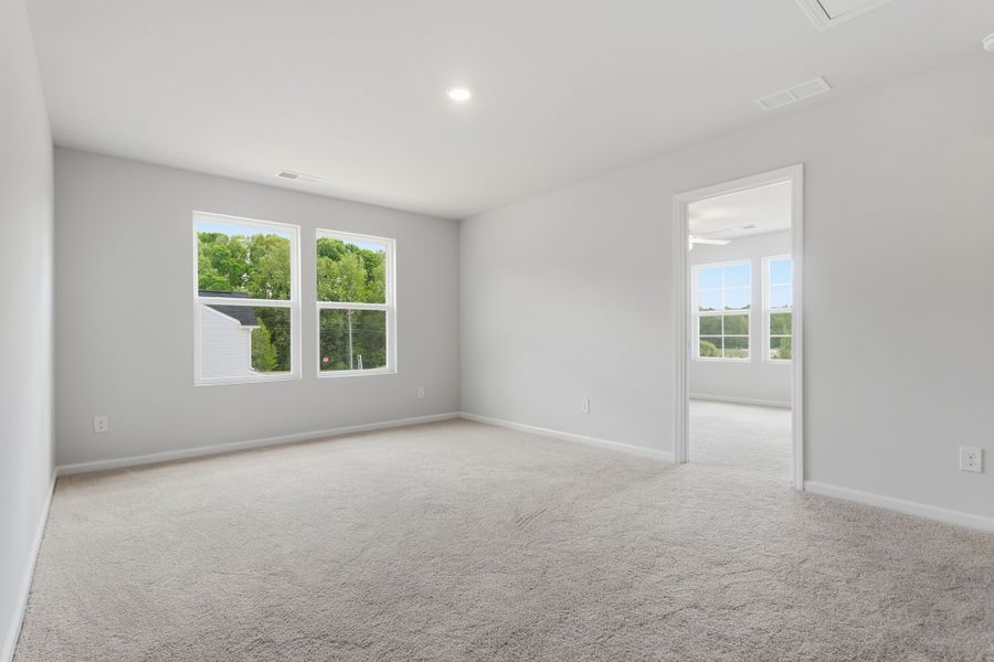 Spacious, unfurnished interior of a new home in Piper Creek, Newton (Image 35). Spacious, unfurnished interior of a new home in Piper Creek, Newton (Image 35).