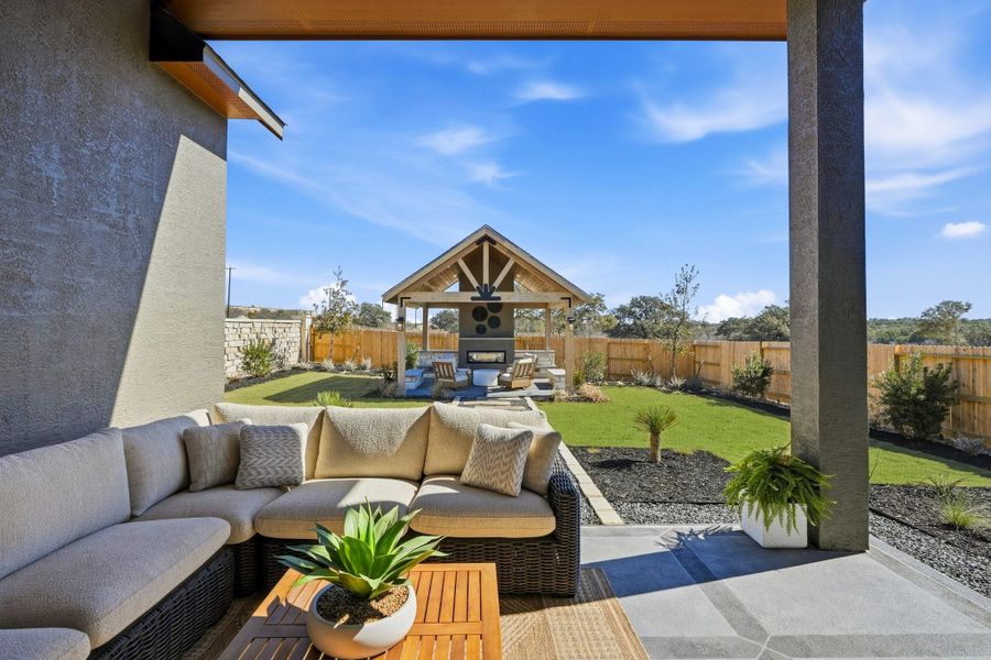 Exterior details and patio area of a home in Prominence, San Antonio (Image 28).