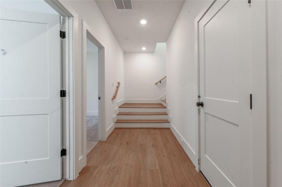 Spacious, unfurnished interior of a new home in , Houston (Image 17).