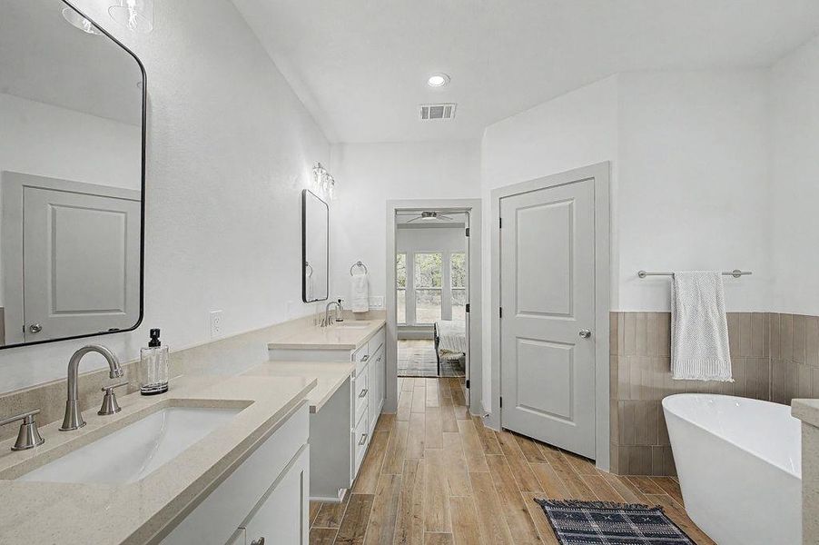 Furnished interior view inside a new home in , Wimberley (Image 13).