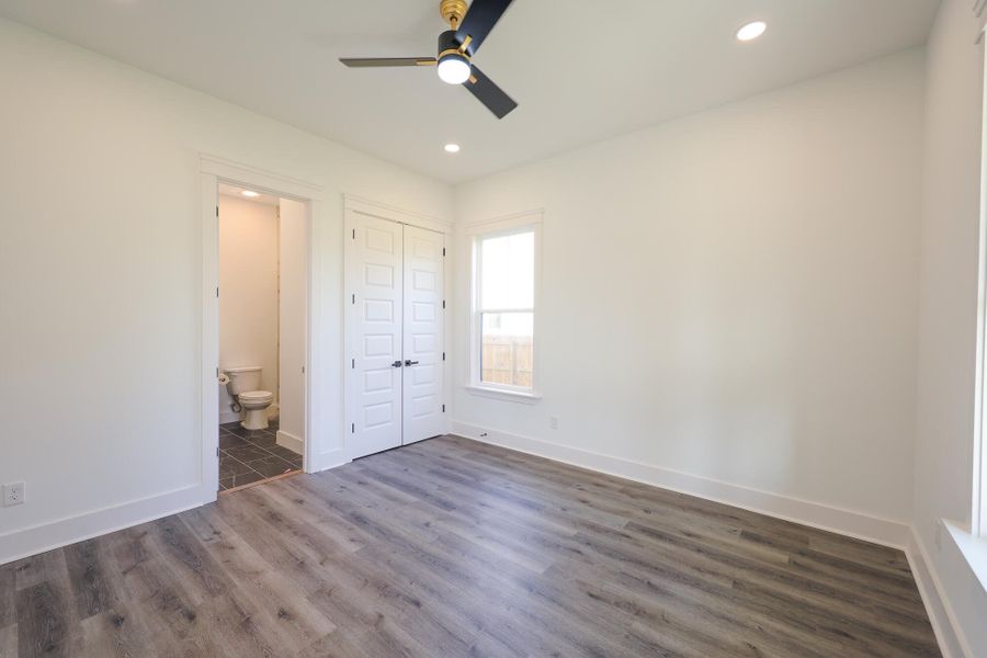 Spacious, unfurnished interior of a new home in , North Charleston (Image 70).