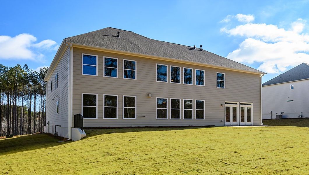 Representative exterior details of a home built from the Sonoma by D.R. Horton in Thalley Creek Estates, Cumming (Image 4).