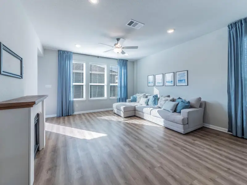 Furnished interior view inside a new home in , Leander (Image 11). Furnished interior view inside a new home in , Leander (Image 11).