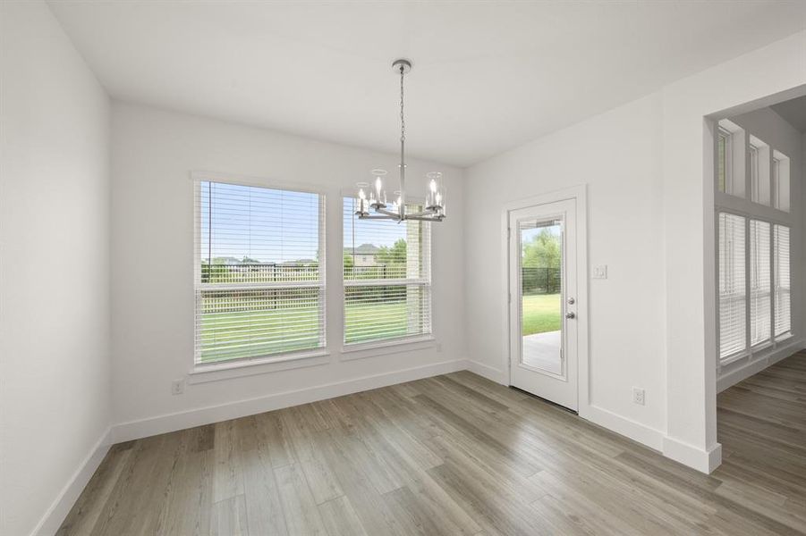 707 Majestic- Dining