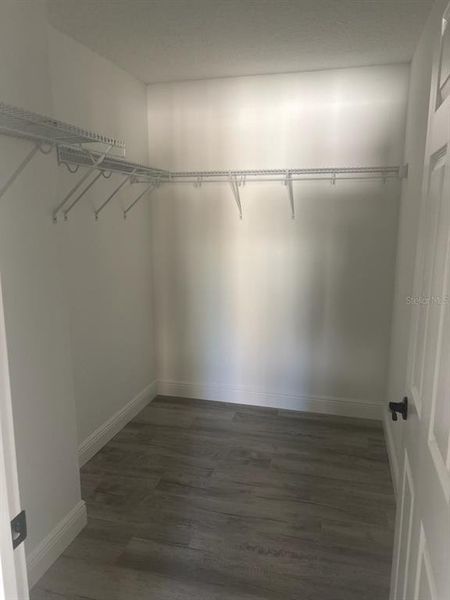 Spacious, unfurnished interior of a new home in , Dunnellon (Image 33).