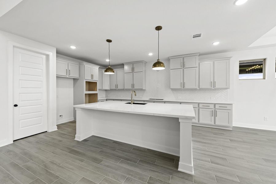 Representative image. Features, specifications, selections and colors may vary. Representative image. Features, specifications, selections and colors may vary.