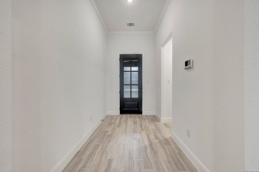 Spacious, unfurnished interior of a new home in Everly Estates, San Antonio (Image 47).