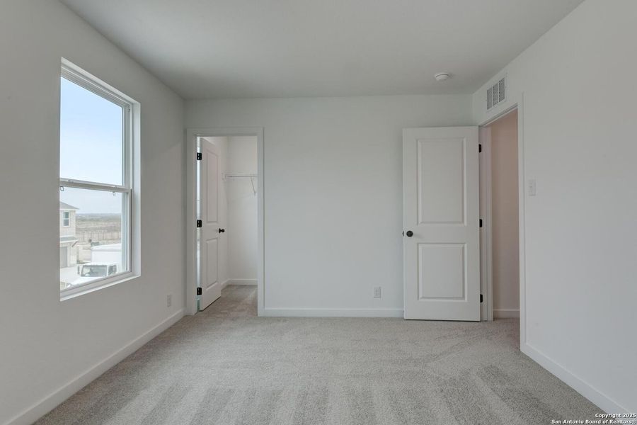 Spacious, unfurnished interior of a new home in The Arbors at the Wilder, Adkins (Image 32).
