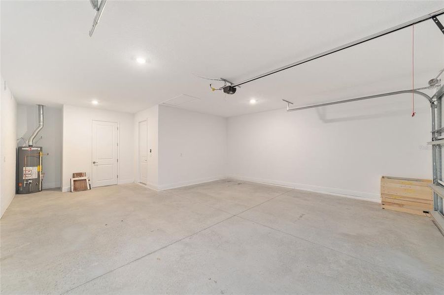 Spacious, unfurnished interior of a new home in On Top of the World Communities, Ocala (Image 40).