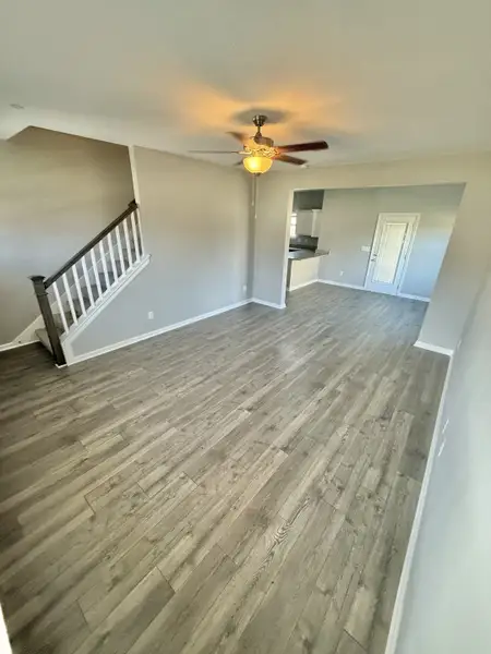 Spacious, unfurnished interior of a new home in Hobson Park, Antioch (Image 4). Spacious, unfurnished interior of a new home in Hobson Park, Antioch (Image 4).