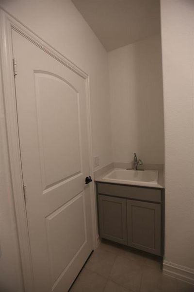 Furnished interior view inside a new home in , McKinney (Image 7).