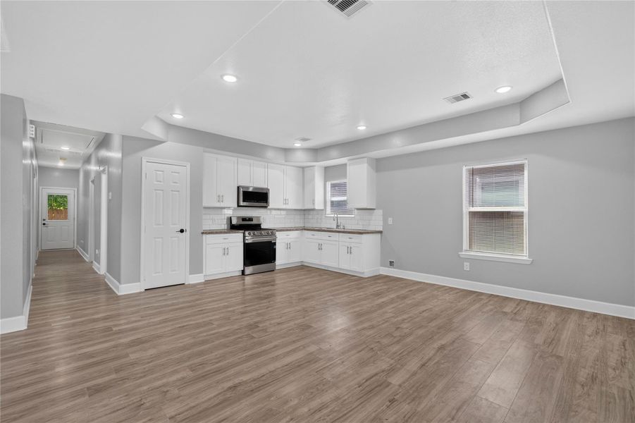 Spacious, unfurnished interior of a new home in , Houston (Image 13). Spacious, unfurnished interior of a new home in , Houston (Image 13).