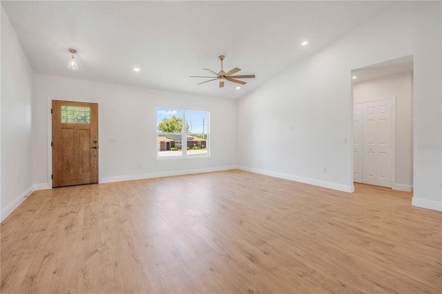 Spacious, unfurnished interior of a new home in , Deltona (Image 13).