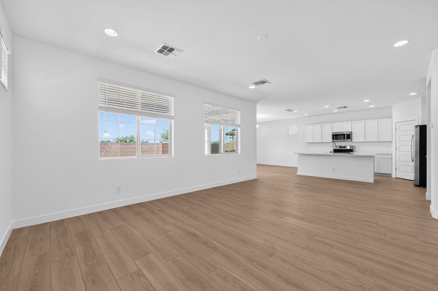 Spacious, unfurnished interior of a new home in La Mira, Mesa (Image 13). Spacious, unfurnished interior of a new home in La Mira, Mesa (Image 13).