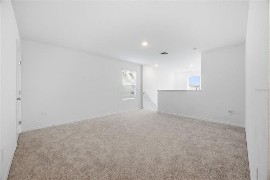 Spacious, unfurnished interior of a new home in Cypress Point at Lake Parker, Lakeland (Image 13). Spacious, unfurnished interior of a new home in Cypress Point at Lake Parker, Lakeland (Image 13).