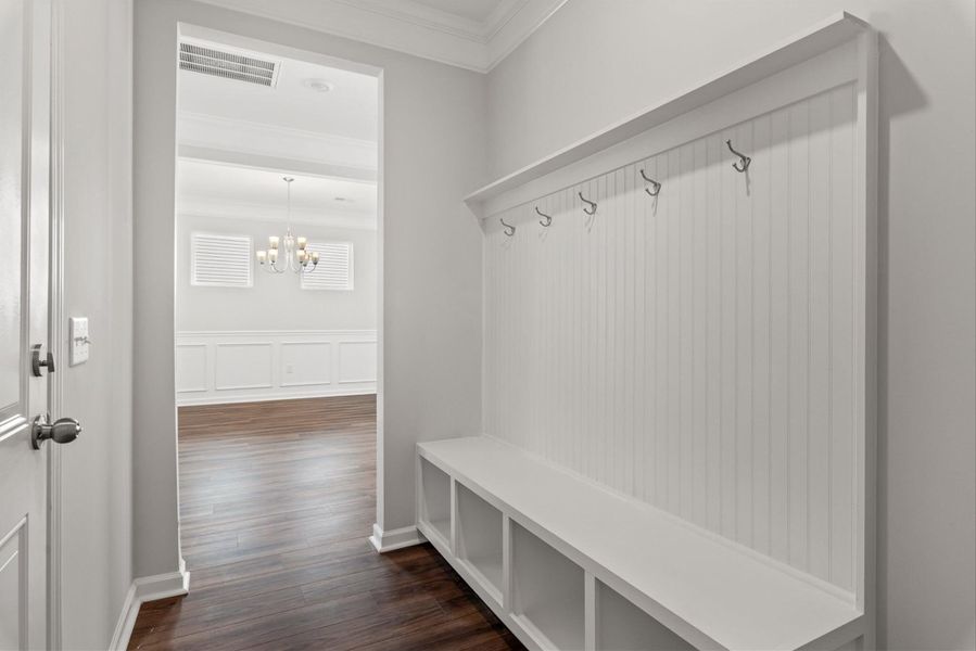 Spacious, unfurnished interior of a new home in Parker's Preserve, Ridgeville (Image 8).