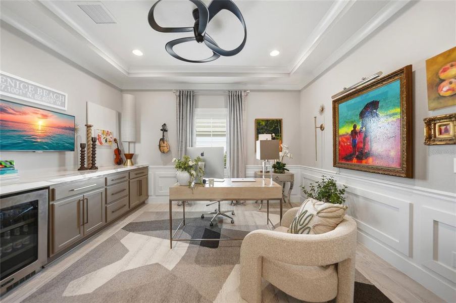 Furnished interior view inside a new home in , Venice (Image 35).