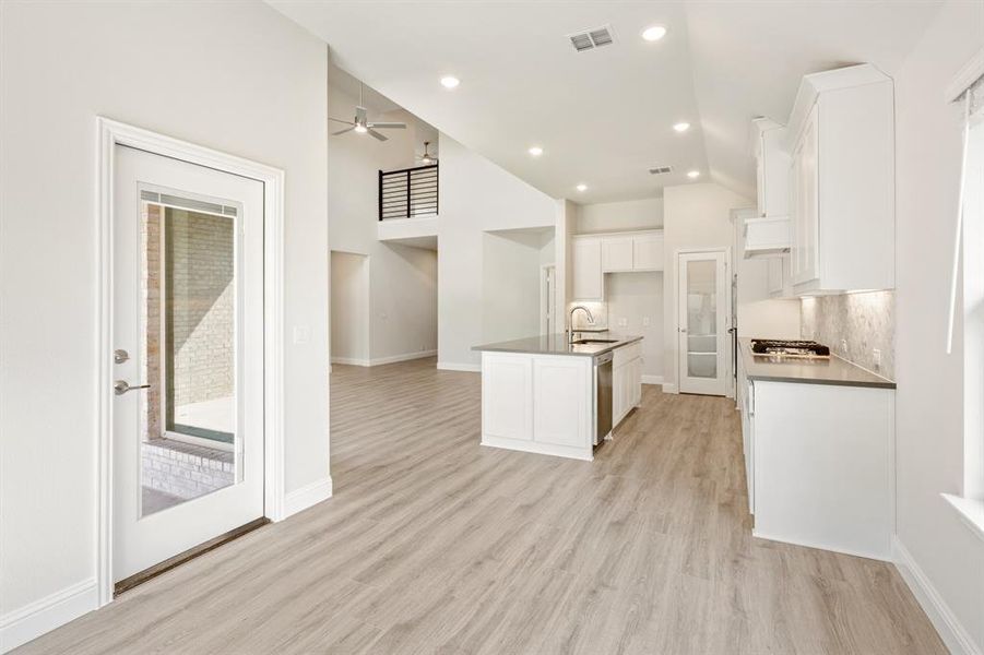 Furnished interior view inside a new home in Ridge Ranch Classic 50, Mesquite (Image 30). Furnished interior view inside a new home in Ridge Ranch Classic 50, Mesquite (Image 30).