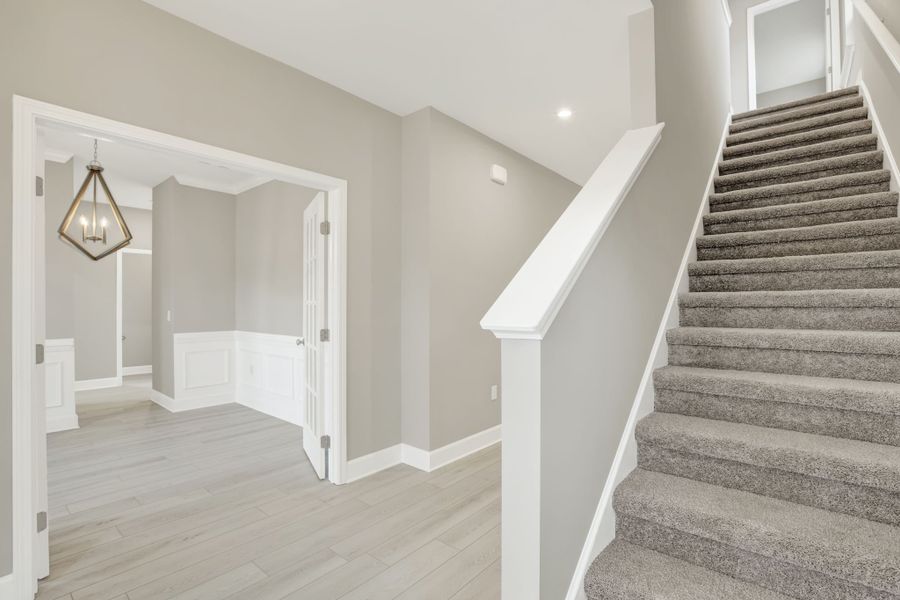 Aspen Plan Foyer View - Open Entryway