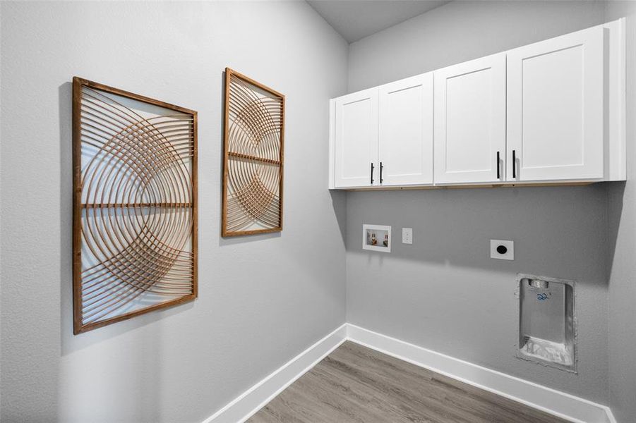 Utility room with builtin cabinets