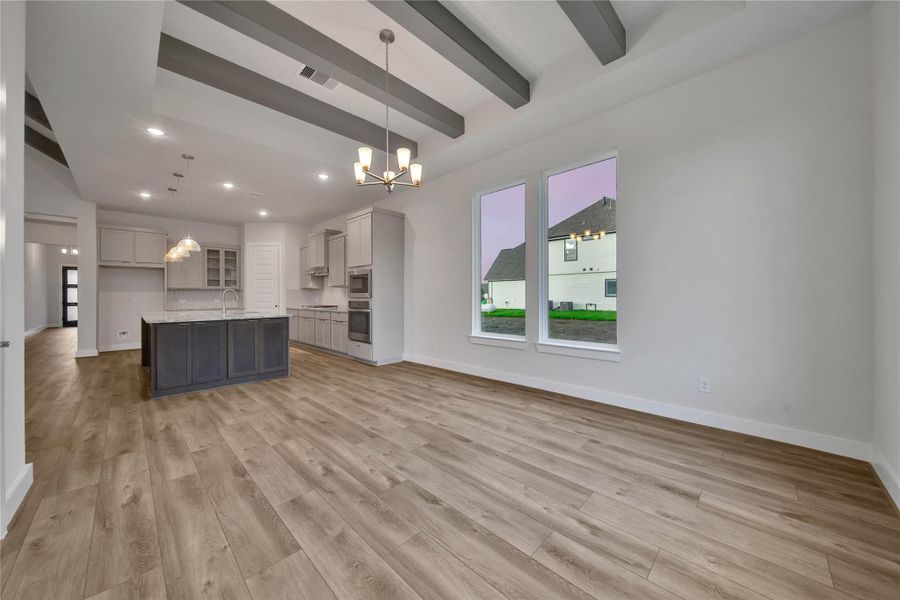 Spacious, unfurnished interior of a new home in , Rosharon (Image 19).