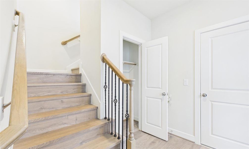 Spacious, unfurnished interior of a new home in Kolbe Square, Houston (Image 22).