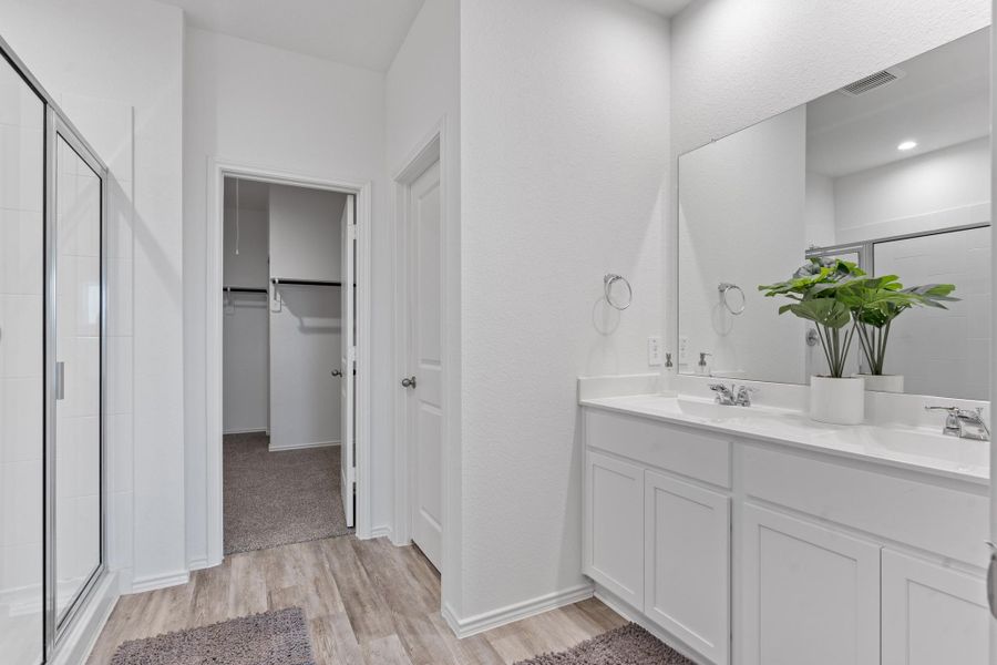 *Images and 3D tour are for illustration only and options may vary from home as built.