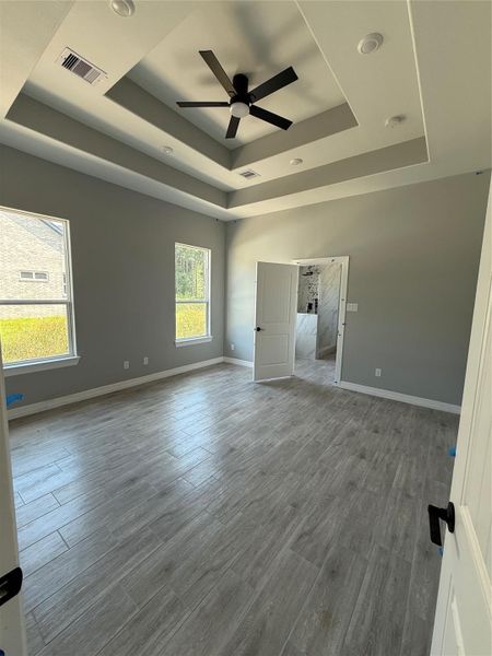 Spacious, unfurnished interior of a new home in , Dayton (Image 25).