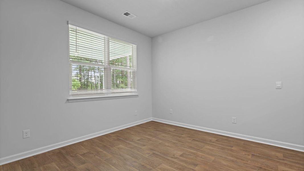 Spacious, unfurnished interior of a new home in Hillcrest, Ravenel (Image 20).