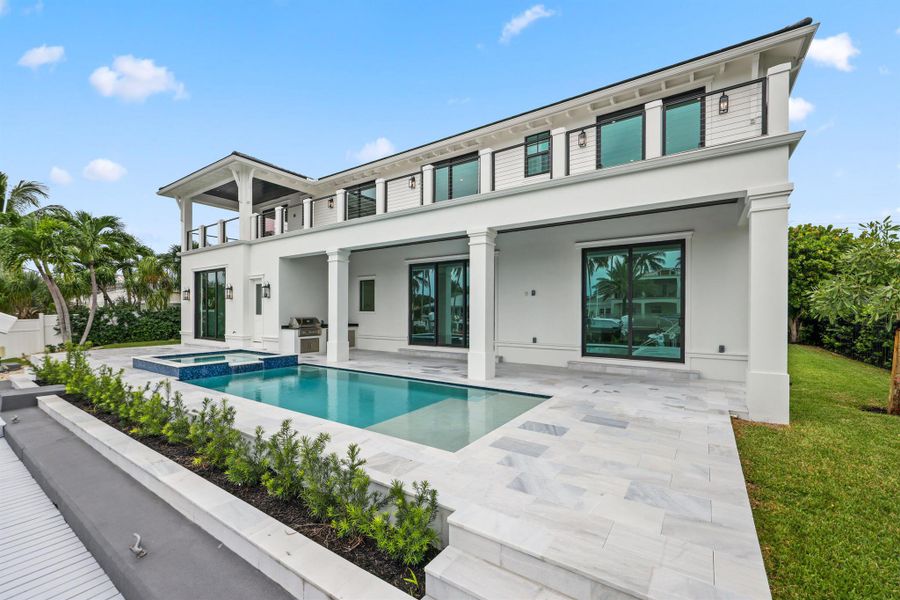 Exterior details and patio area of a home in , West Palm Beach (Image 22).