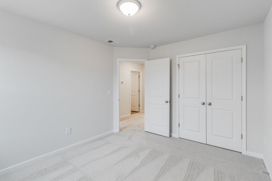 Spacious, unfurnished interior of a new home in Winston Point, Gilbert (Image 21). Spacious, unfurnished interior of a new home in Winston Point, Gilbert (Image 21).