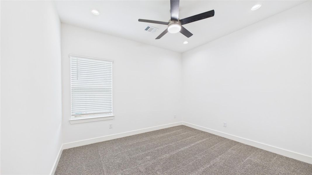 Spacious, unfurnished interior of a new home in Skyline Homes at Lozier, Houston (Image 30).