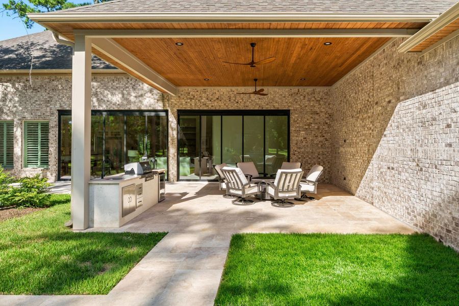 Exterior details and patio area of a home in , Tomball (Image 29).