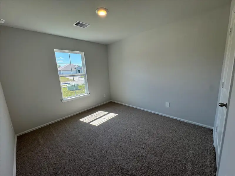 Spacious, unfurnished interior of a new home in Wilkins Valley, Brenham (Image 5). Spacious, unfurnished interior of a new home in Wilkins Valley, Brenham (Image 5).