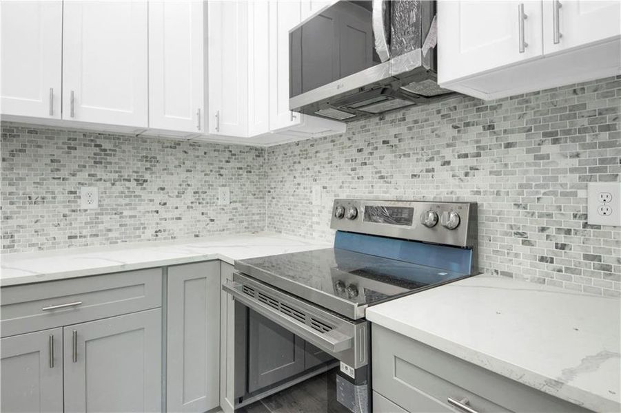 Furnished interior view inside a new home in , Snellville (Image 5).