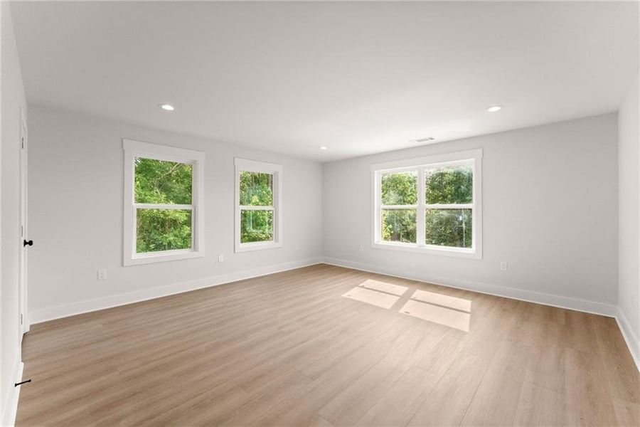 Spacious, unfurnished interior of a new home in , Buford (Image 34).
