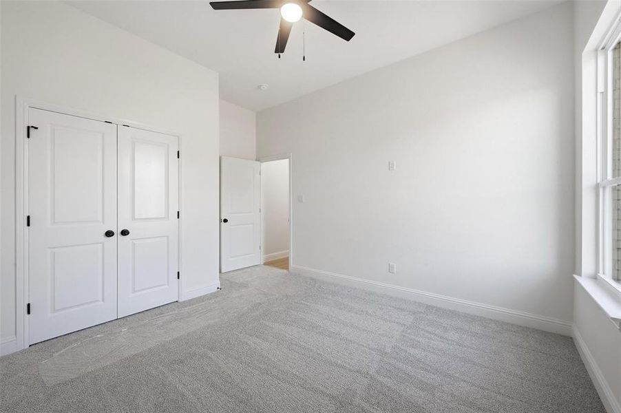 Spacious, unfurnished interior of a new home in , Azle (Image 27).