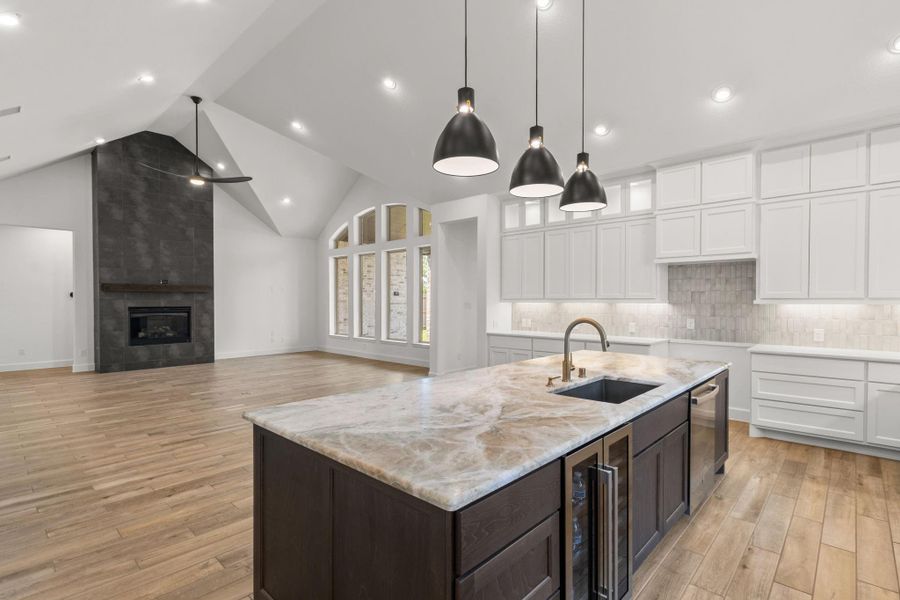 Furnished interior view inside a new home in Riceland 70', Mont Belvieu (Image 8).