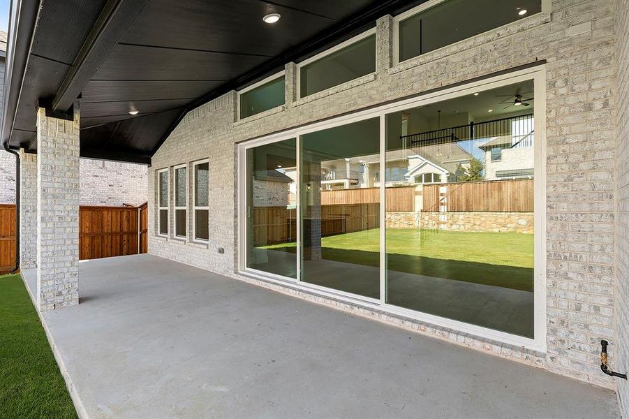 25. 2716 Warm Springs - Patio