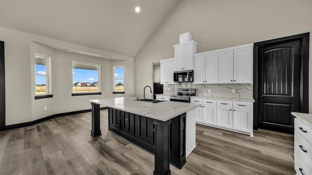 Furnished interior view inside a new home in Saddle Crest Estates, Weatherford (Image 5).
