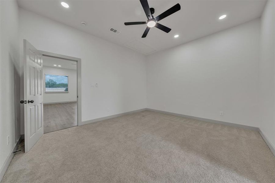 Spacious, unfurnished interior of a new home in , Dallas (Image 34). Spacious, unfurnished interior of a new home in , Dallas (Image 34).