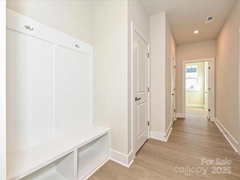 Built-in drop zone makes busy mornings and evenings a breeze.