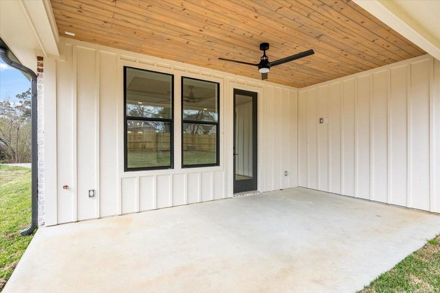Exterior details and patio area of a home in , Lufkin (Image 3). Exterior details and patio area of a home in , Lufkin (Image 3).