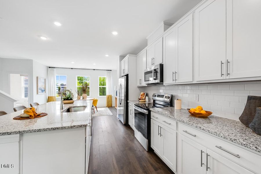 cobblestone-kitchen-003