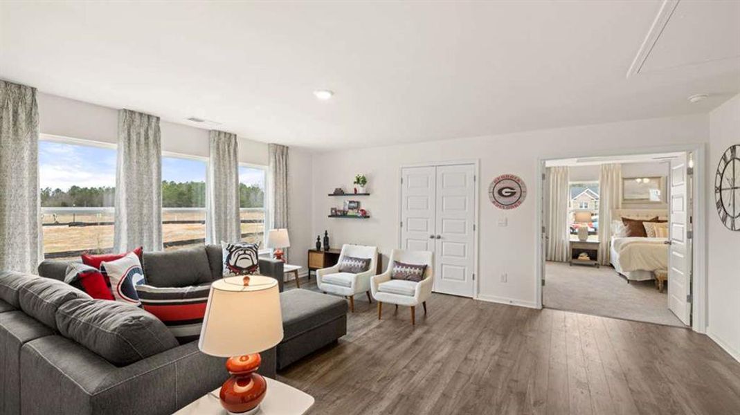 Furnished interior view inside a new home in Heritage Pointe, Senoia (Image 41).
