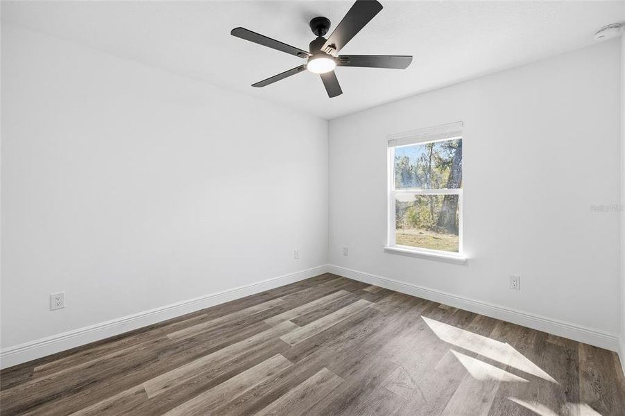 Spacious, unfurnished interior of a new home in , Ocala (Image 35).